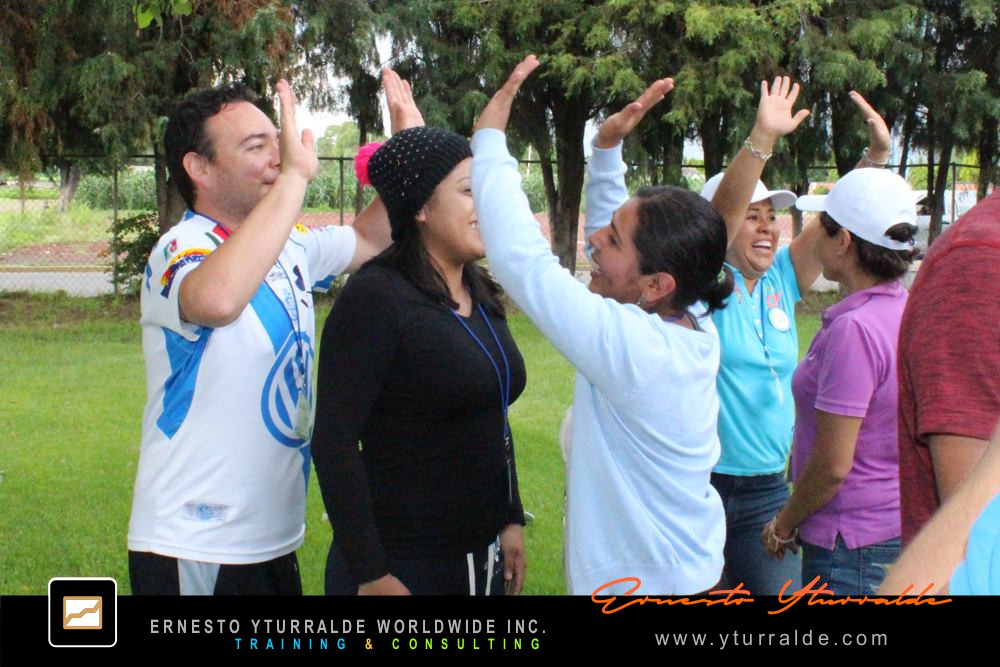 Asertividad | Entrenamiento Outdoor de Team Building con Ernesto Yturralde, experiencia vivencial en Latinoamérica